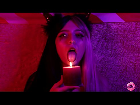 ❤️ blowjob ที่หลงใหลจาก Sexy Succubus with Mouth Fulfillment วิดีโอเซ็กส์ ที่เรา ❤